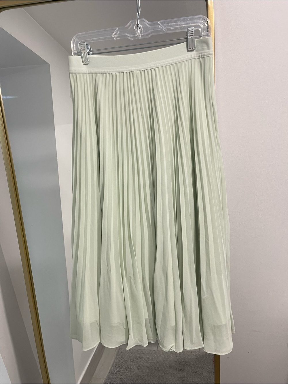 Gentle fawn x For The Jilly Box Pleated Mint Green Skirt 38” Length - Picture 2 of 4